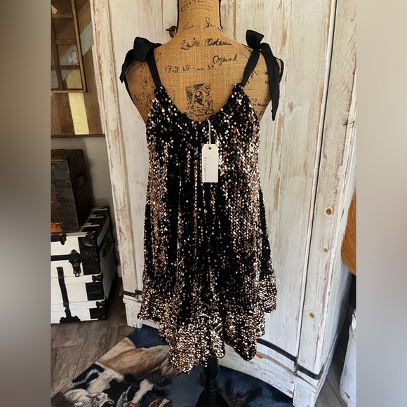 By Together rose gold sequin dress - Picture 6 of 6